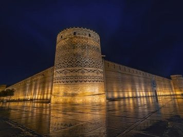 ارگ کریم‌خانی: نماد شکوه و عظمت زندیه